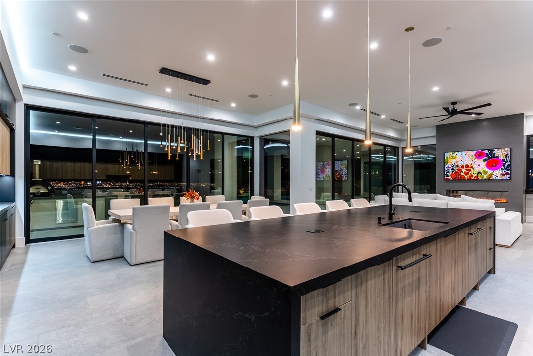 25 Rockstream Drive