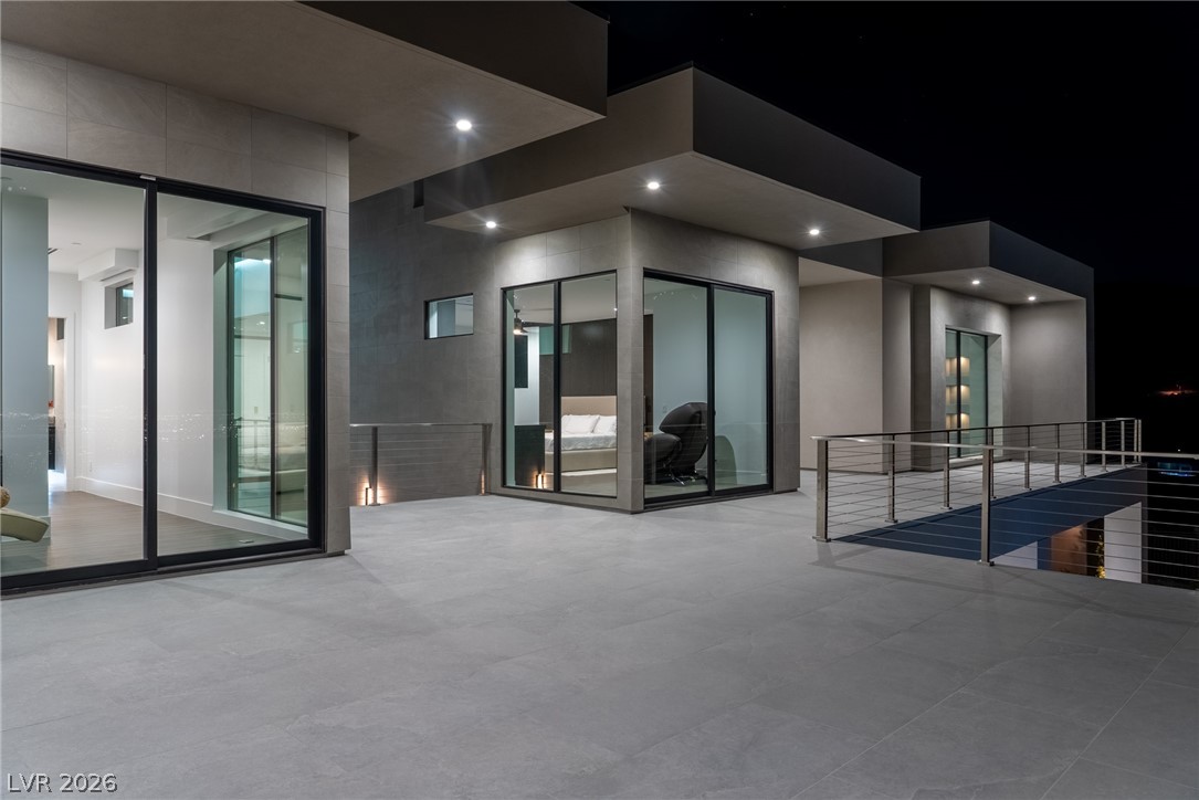 25 Rockstream Drive