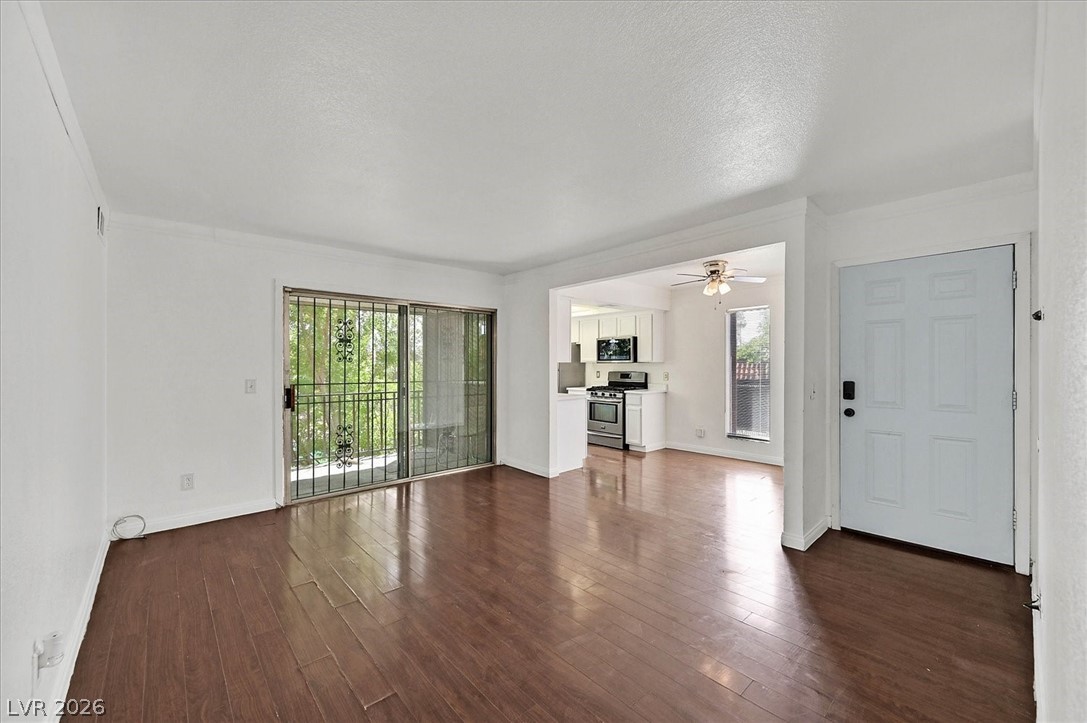 1405 Vegas Valley Drive 208