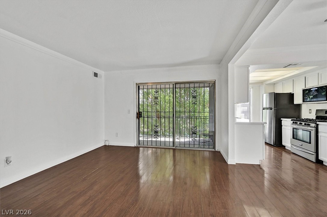 1405 Vegas Valley Drive 208