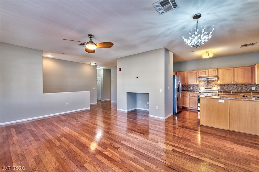 7660 West Eldorado Lane 225