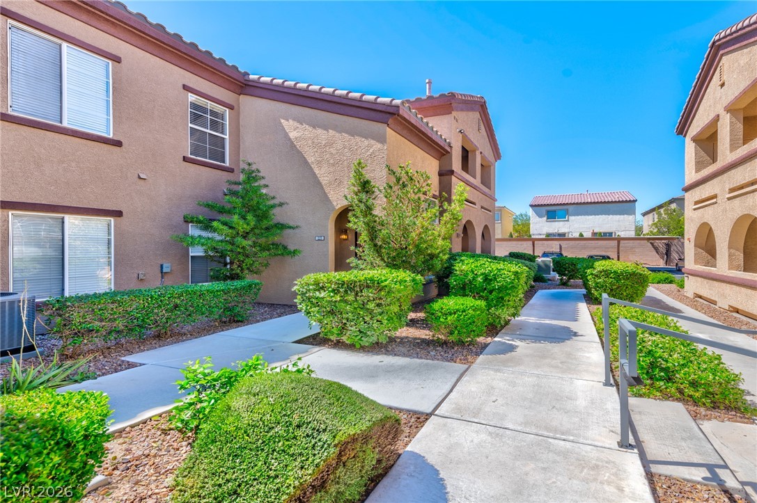 7660 West Eldorado Lane 225