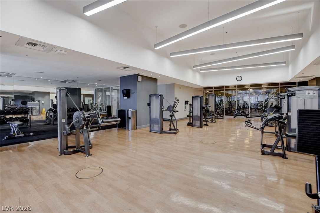 4575 Dean Martin Drive 806