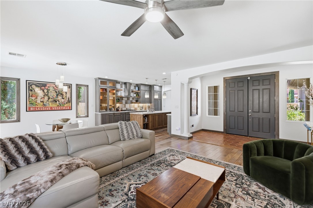 204 Popolo Drive
