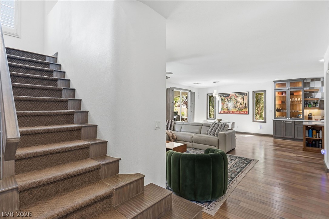 204 Popolo Drive
