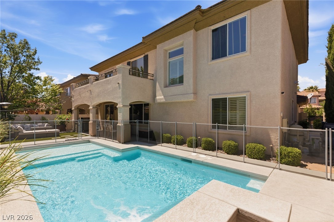 204 Popolo Drive