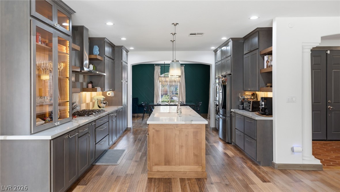 204 Popolo Drive