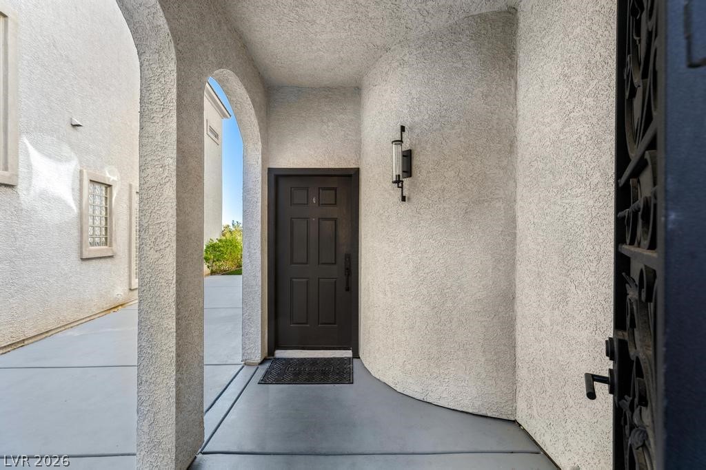9161 Tudor Park Place