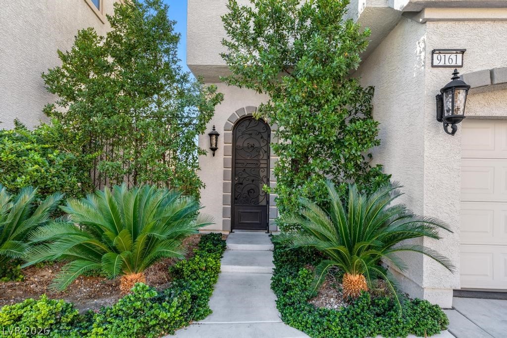 9161 Tudor Park Place