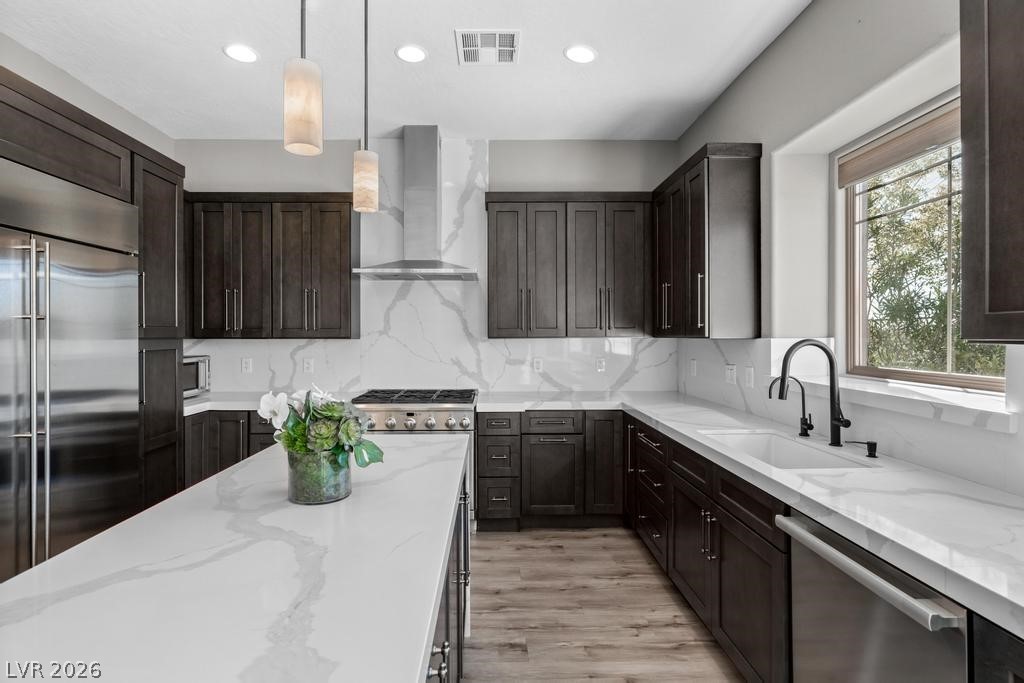 9161 Tudor Park Place