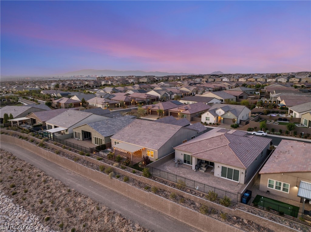 2711 Canvas Sky Street