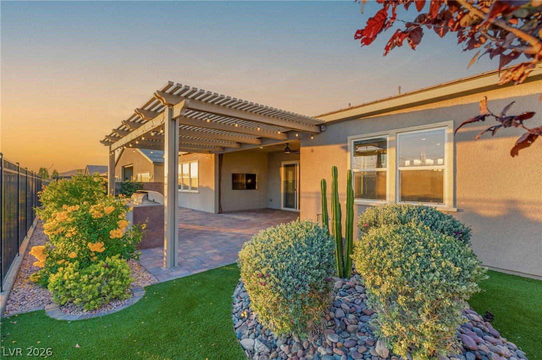 2711 Canvas Sky Street