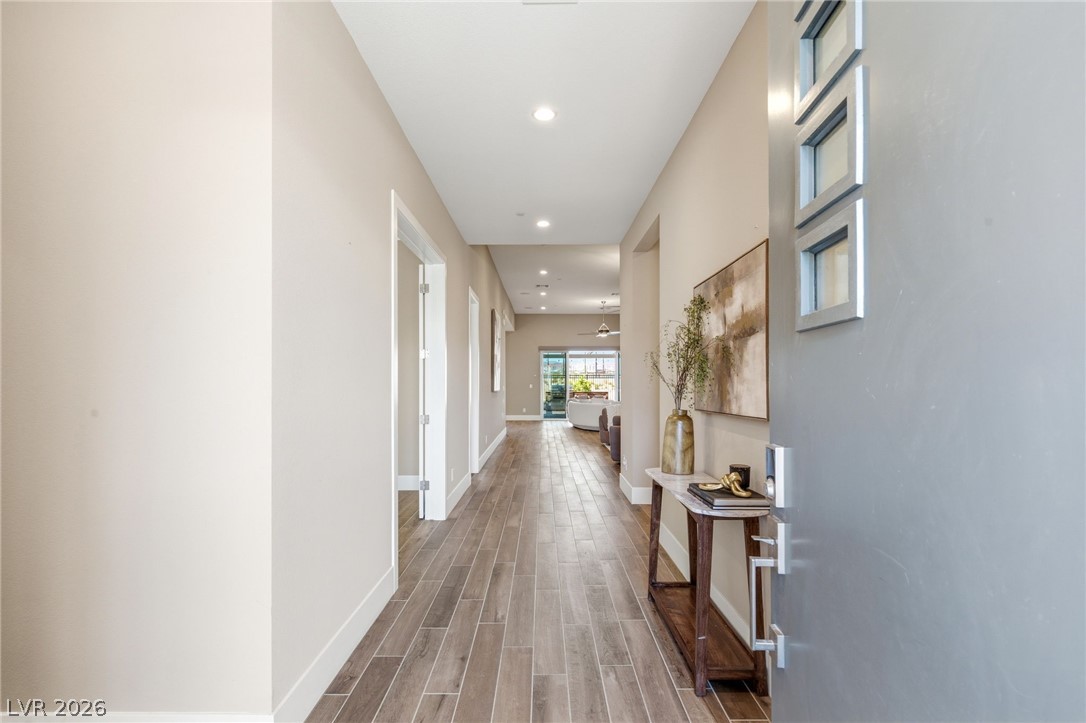 2711 Canvas Sky Street