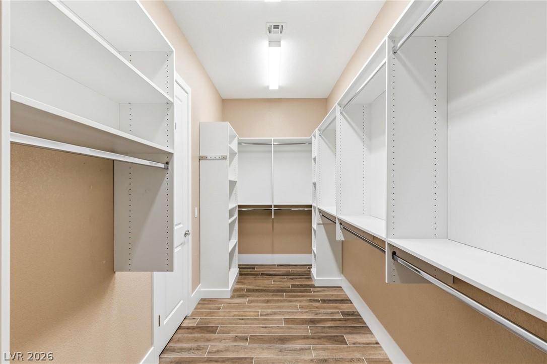 2711 Canvas Sky Street