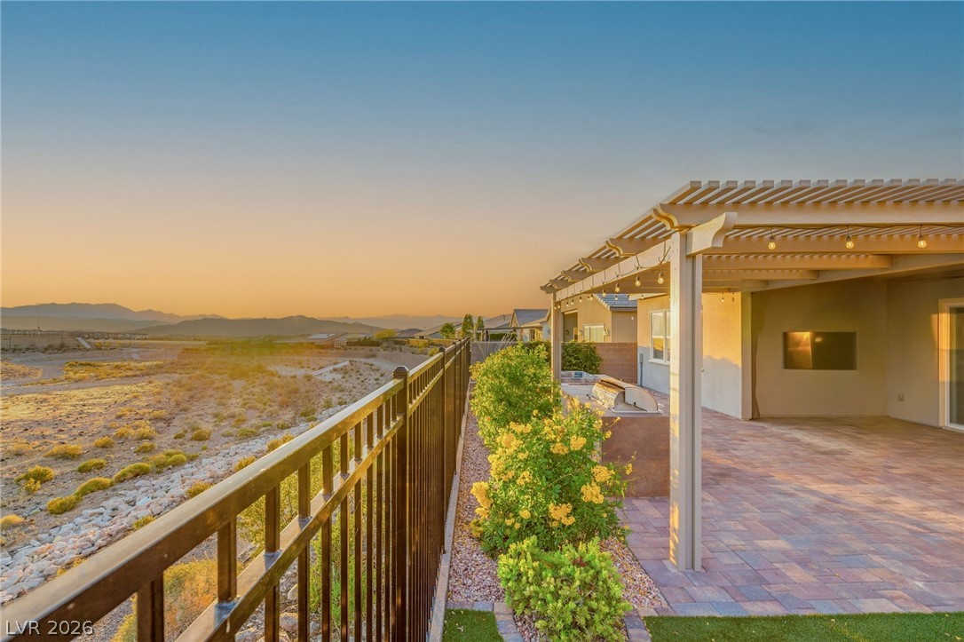2711 Canvas Sky Street