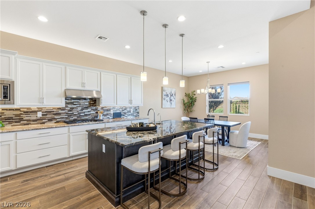2711 Canvas Sky Street