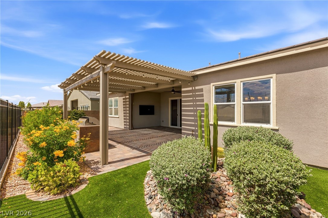 2711 Canvas Sky Street