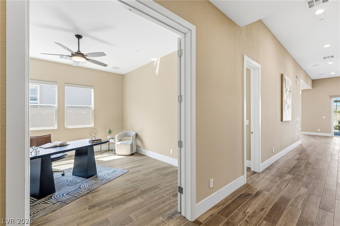 2711 Canvas Sky Street