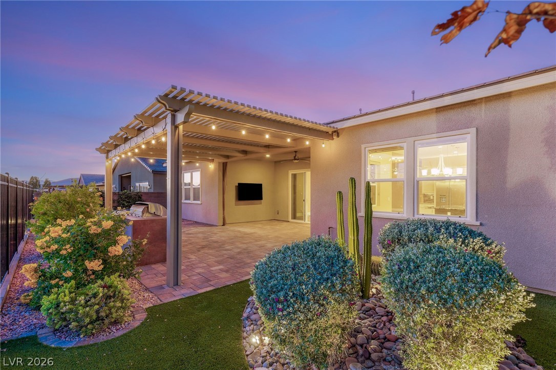 2711 Canvas Sky Street
