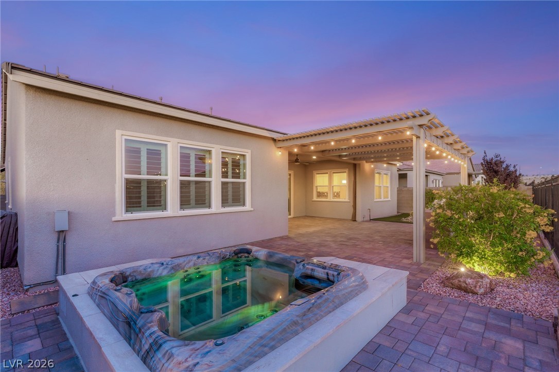 2711 Canvas Sky Street