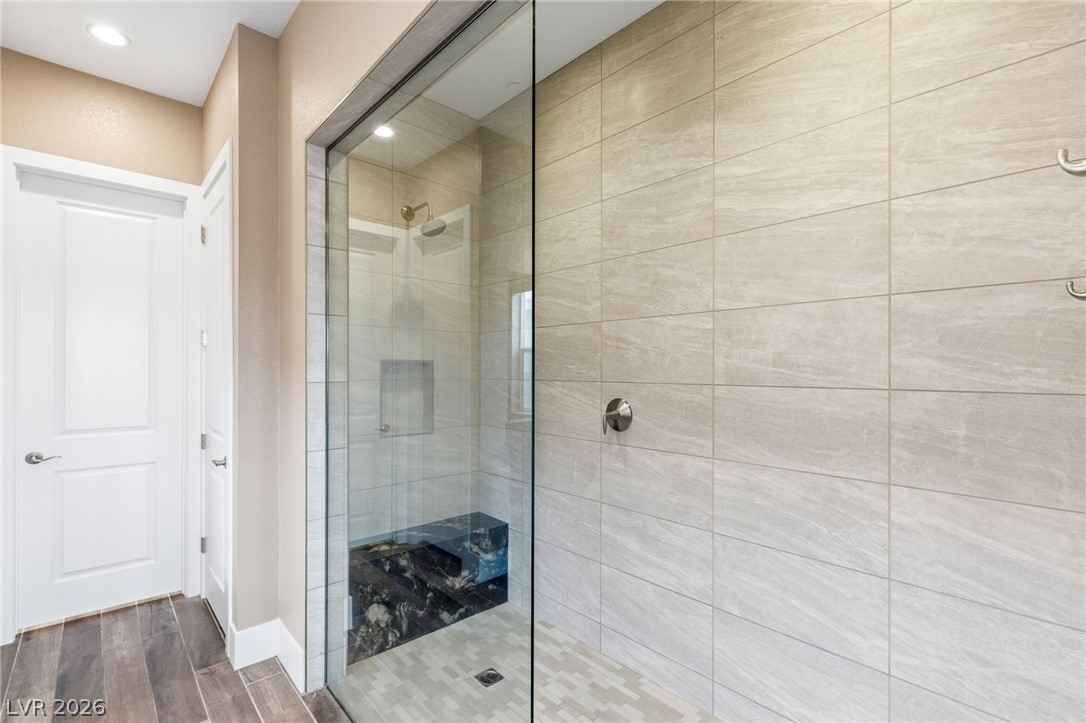 2711 Canvas Sky Street