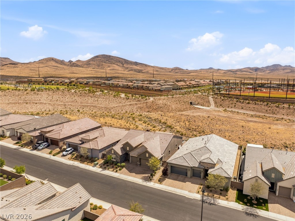 2711 Canvas Sky Street