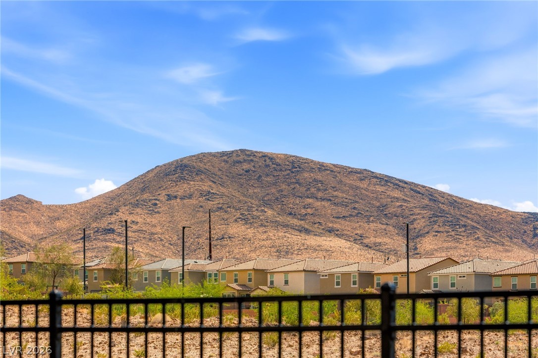 2711 Canvas Sky Street