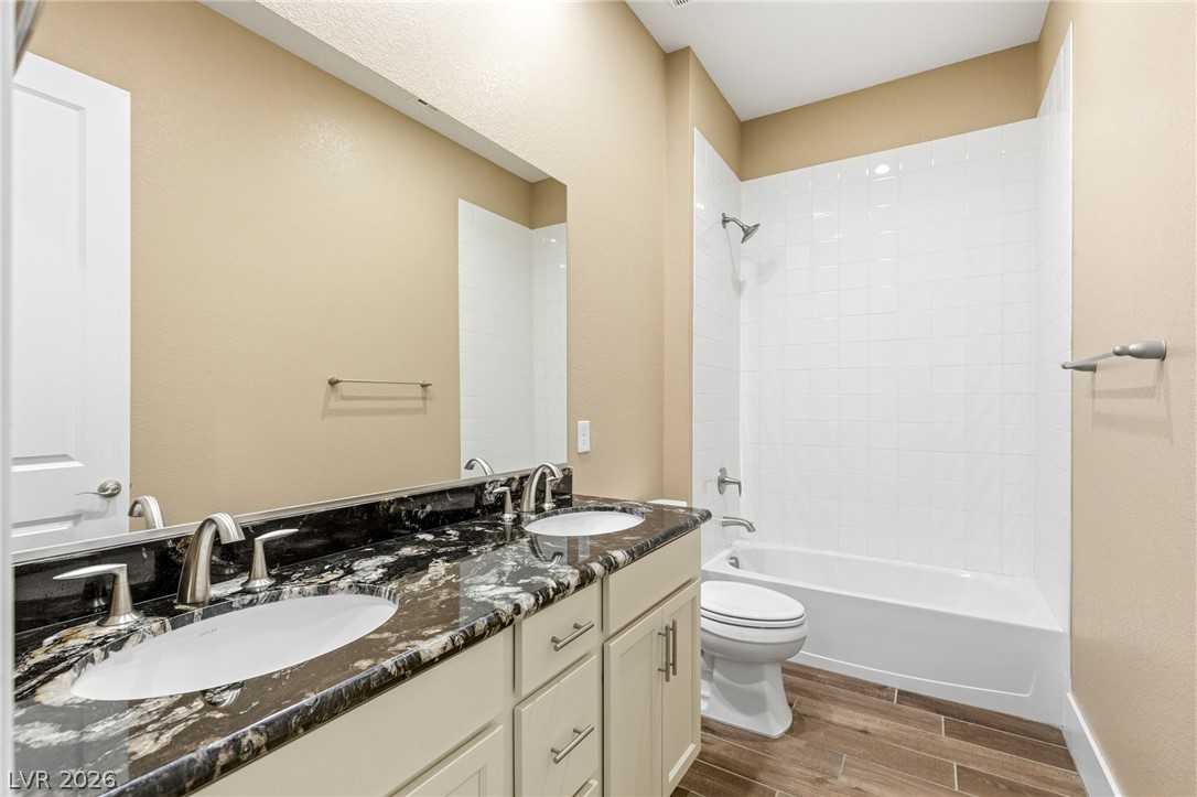 2711 Canvas Sky Street