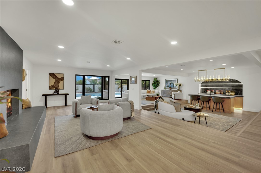 1244 Park Circle