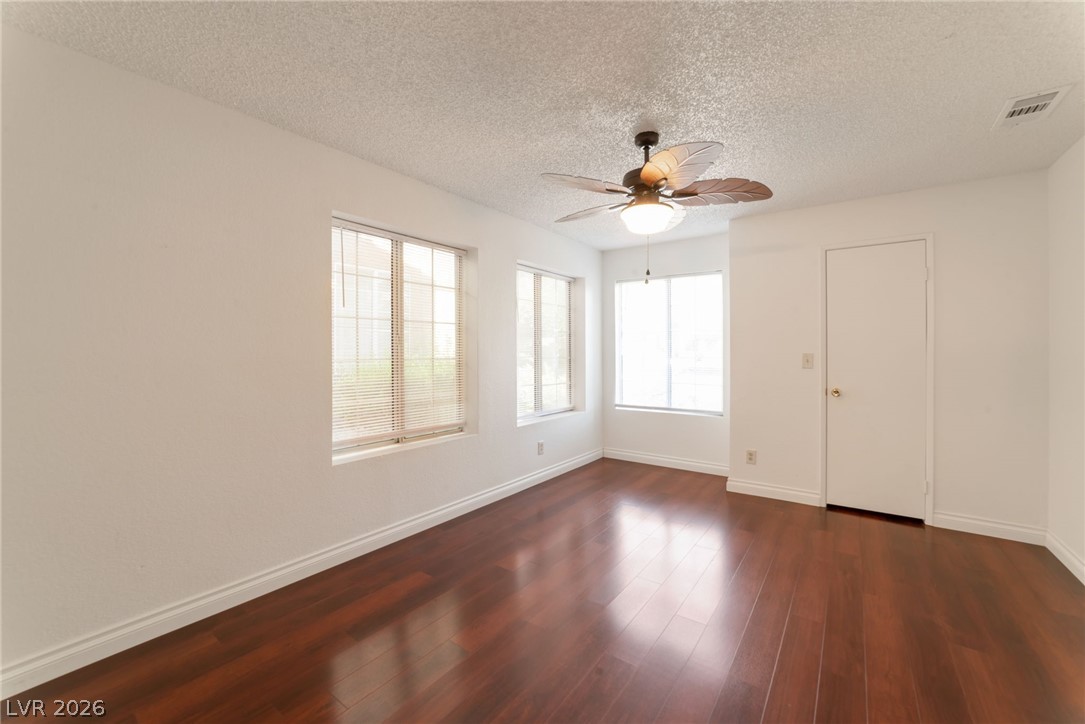 2200 South Fort Apache Road 1044