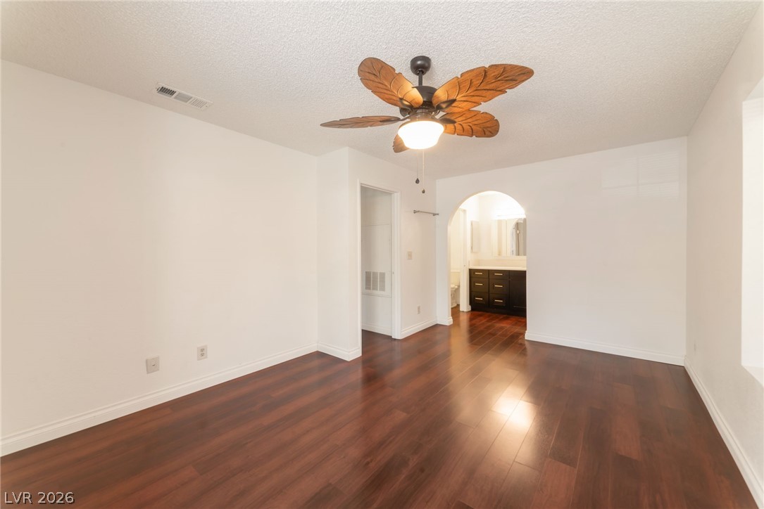 2200 South Fort Apache Road 1044