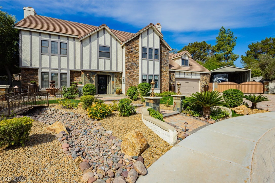 2835 South Buffalo Drive