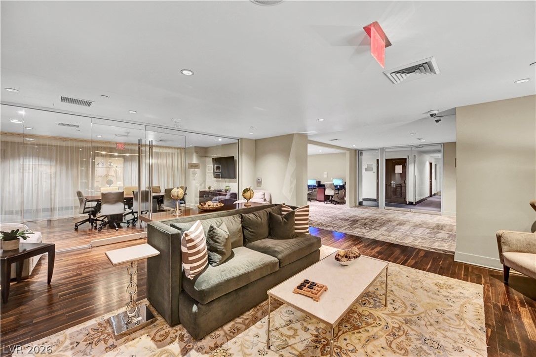 8255 Las Vegas Boulevard 502