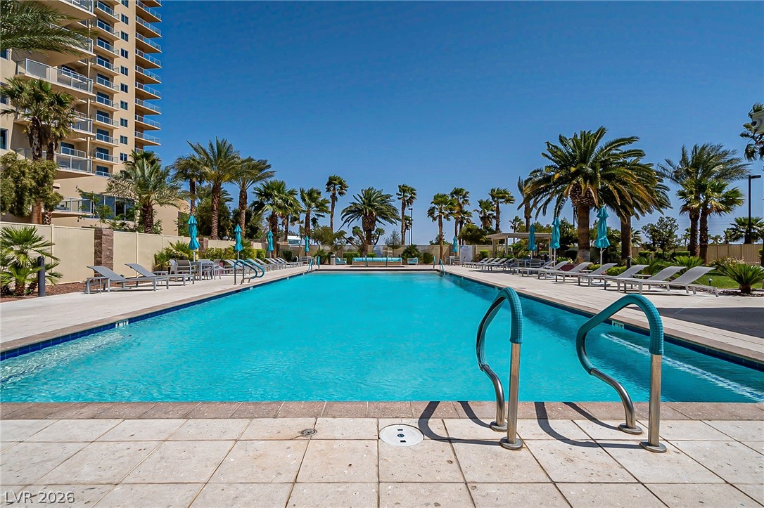 8255 Las Vegas Boulevard 502