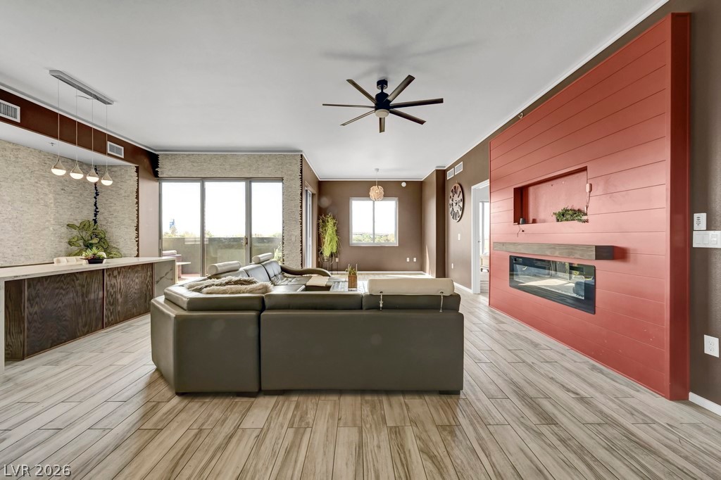 8255 Las Vegas Boulevard 502