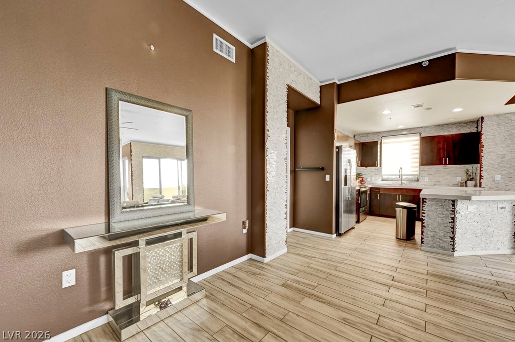 8255 Las Vegas Boulevard 502