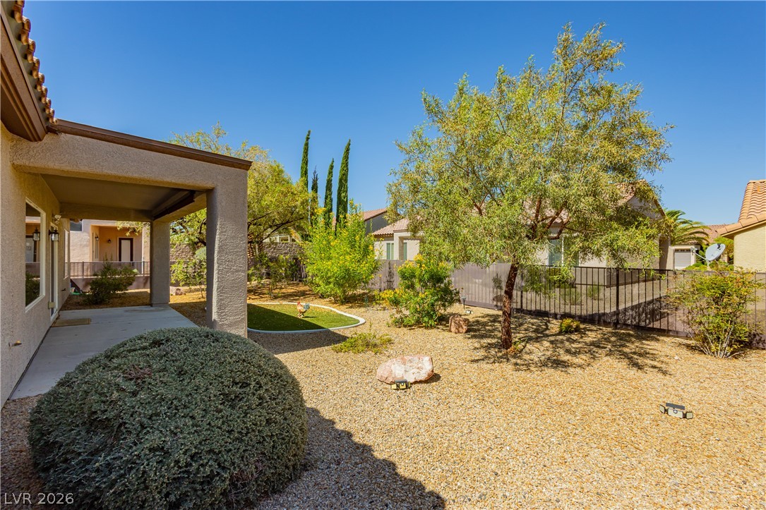 2127 Waterton Rivers Drive