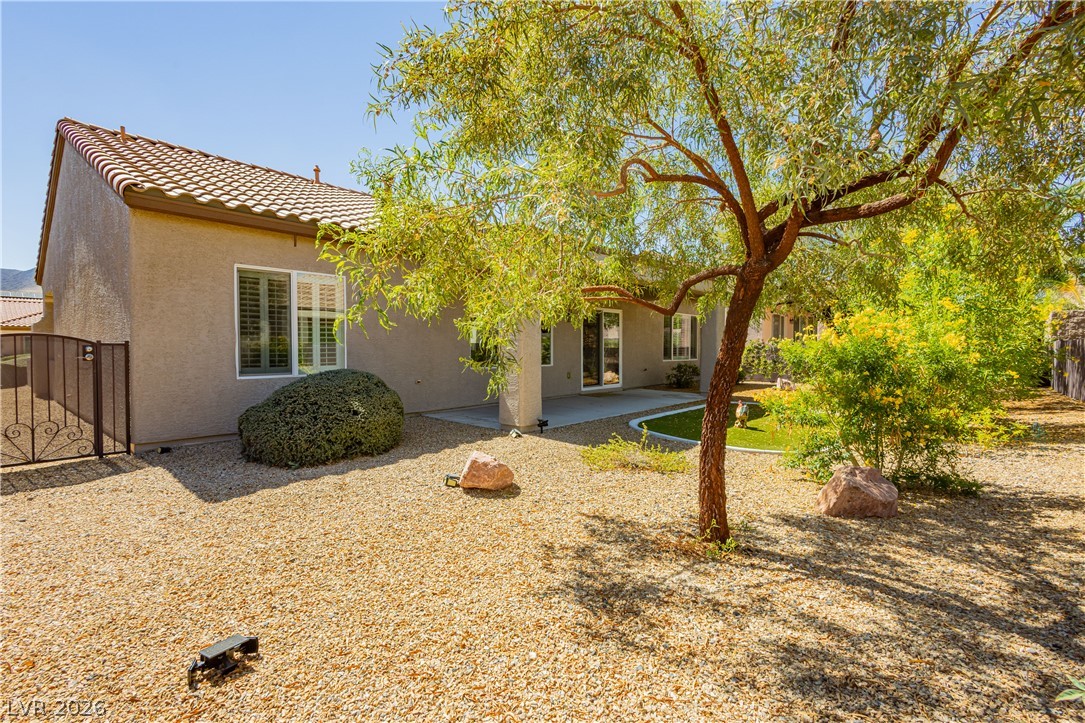 2127 Waterton Rivers Drive