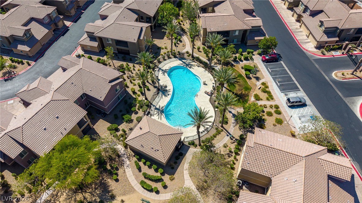 6868 Sky Pointe Drive 1084