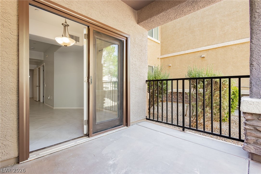 6868 Sky Pointe Drive 1084