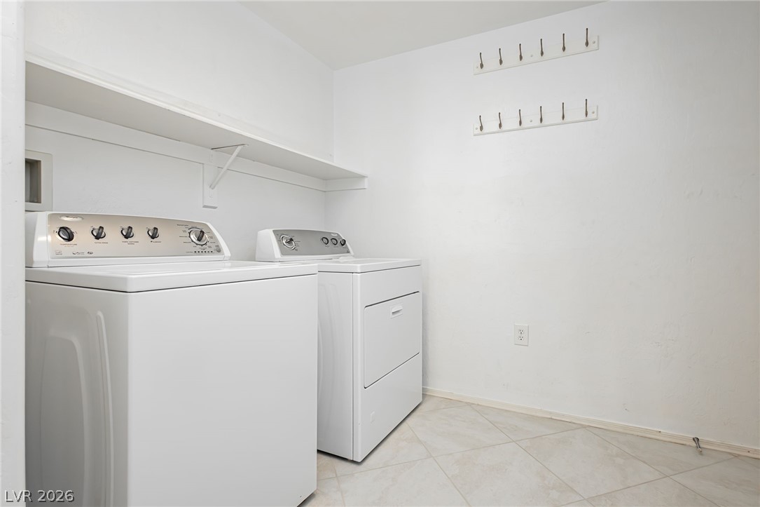 6868 Sky Pointe Drive 1084