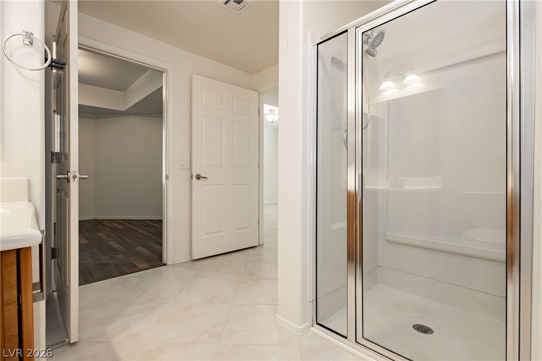 6868 Sky Pointe Drive 1084
