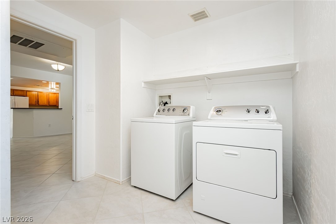 6868 Sky Pointe Drive 1084