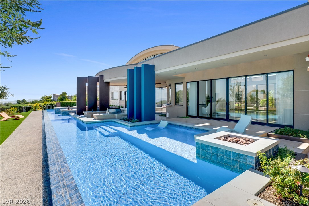 10 Ridge Blossom Road