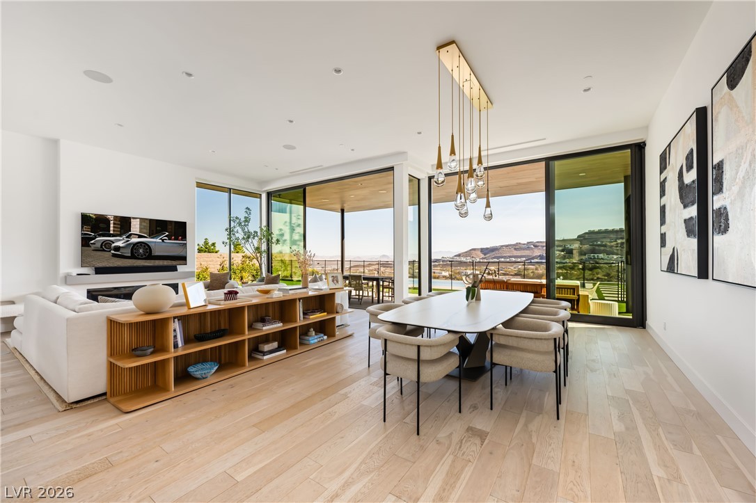 670 Blackrock Rim Drive