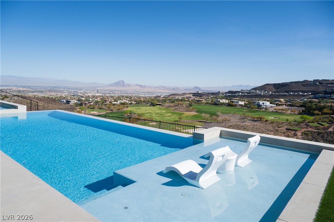 670 Blackrock Rim Drive