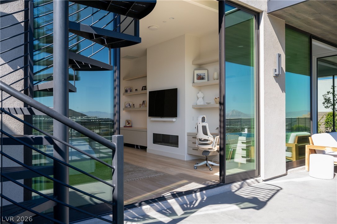 670 Blackrock Rim Drive