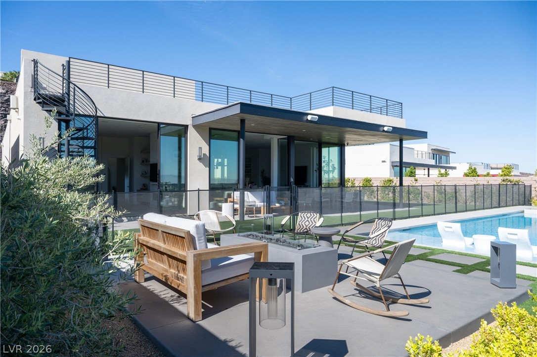 670 Blackrock Rim Drive