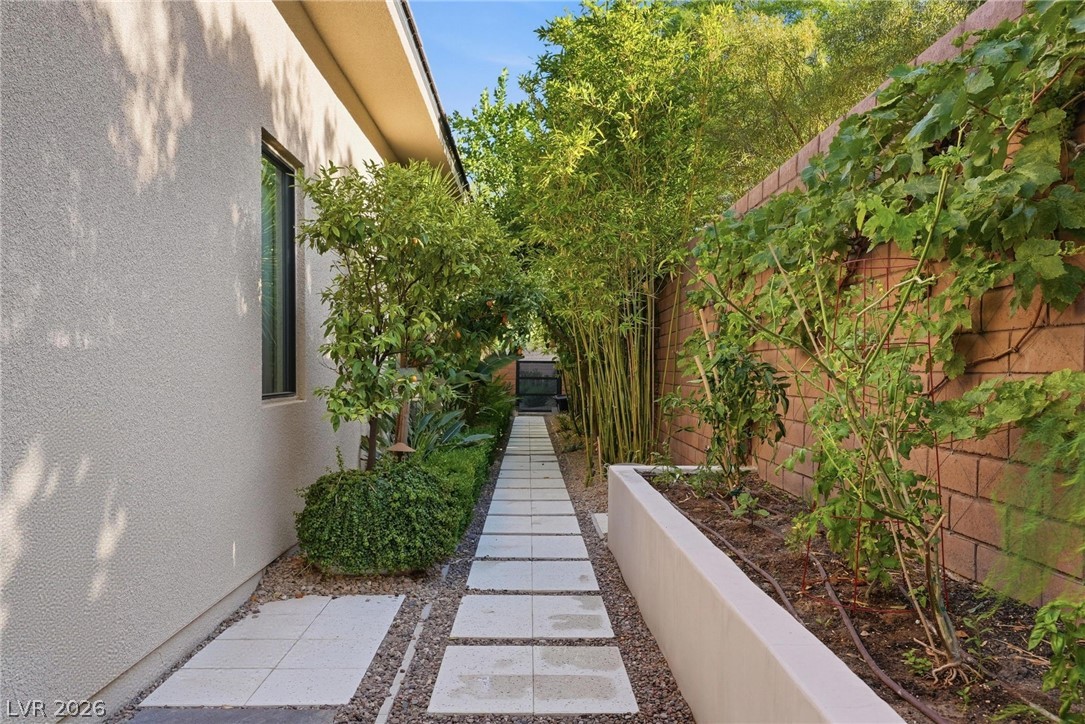 47 Moonfire Drive