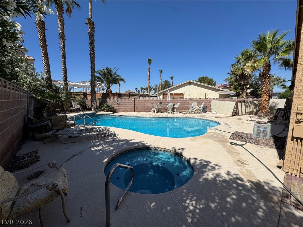 314 Encima Court